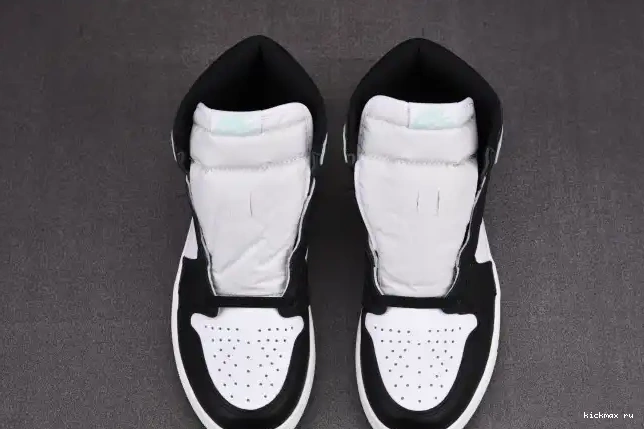 Cheap Kickmax Igloo Jordan High 861428-100 Retro 1 0526